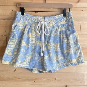 Free People Young Mango tropic island shorts size 4